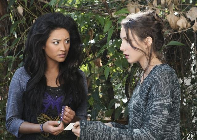 SHAY MITCHELL, TROIAN BELLISARIO